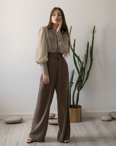 Aliya Choudhary  - No makeup photo - Miss Haryana Contestant